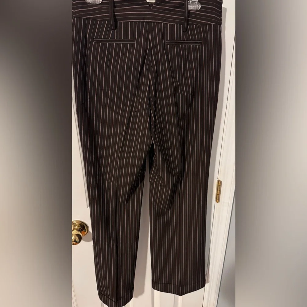 Nine West Chocolate Brown Pinstripe Trousers with Cuffed Hem & Notch in Back EUC